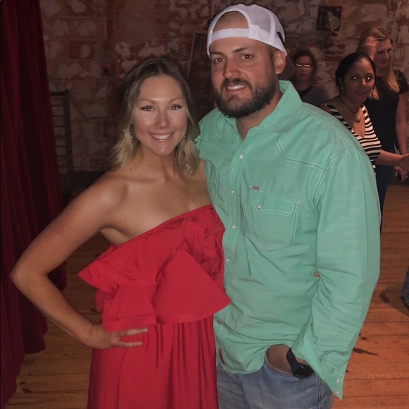 Meet your Posher, Jessica - Picture 1 of 1